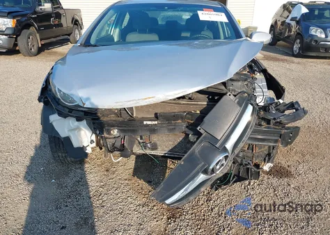 2013 Hyundai Elantra Gls z USA, uszkodzony, nr VIN 5NPDH4AE6DH355159